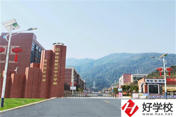 湖南有特色專業(yè)的中專有哪幾所？特色在哪里？