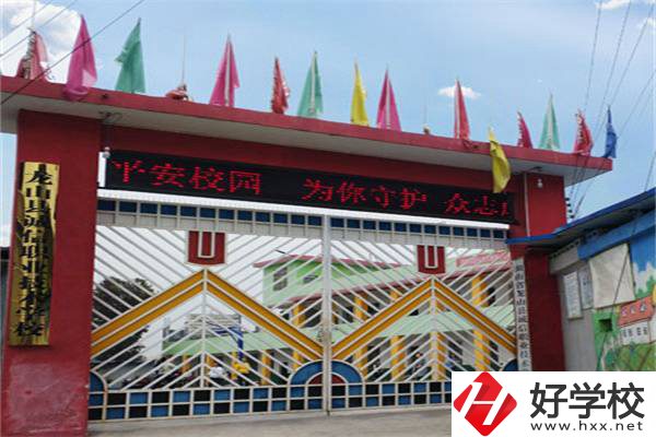 龍山縣誠(chéng)信職業(yè)技術(shù)學(xué)校有升學(xué)班嗎？升學(xué)率是多少？