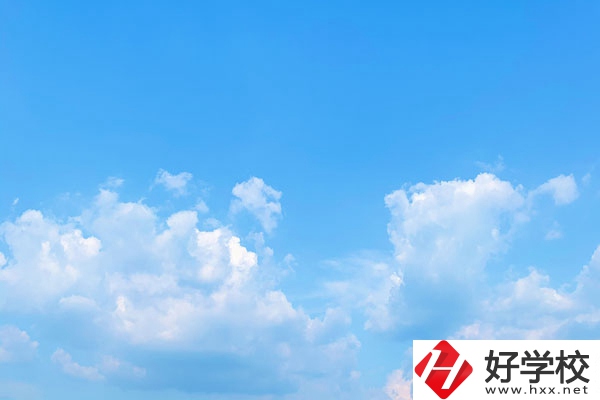 湖南石油化工技工學校教育水平怎么樣？從這三點來判斷