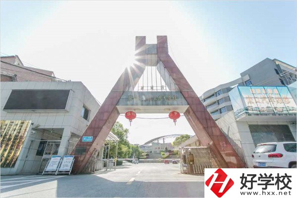 外省人可以在湖南讀中職嗎？有什么中職學校推薦？