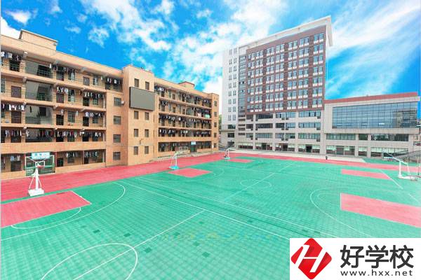 湖南省經(jīng)濟(jì)貿(mào)易職業(yè)中專學(xué)校在哪里？怎么樣？