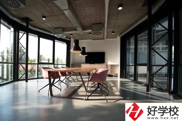 湖南育才技工學(xué)校設(shè)有哪些專業(yè)？就業(yè)方向如何？