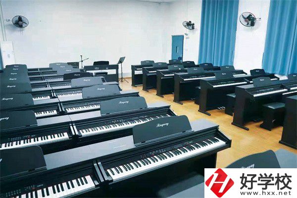 邵陽有什么辦學(xué)條件比較好的中專？宿舍怎么樣？
