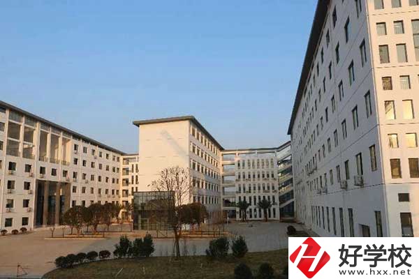 衡南縣有重點(diǎn)中職學(xué)校嗎？值得去讀嗎？