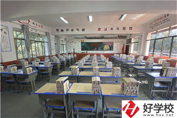 益陽(yáng)有什么醫(yī)衛(wèi)類的中專學(xué)校？辦學(xué)有特色嗎？