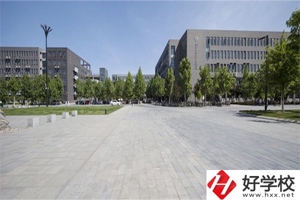 邵陽(yáng)的中專學(xué)校有哪些好？什么人適合上中專？