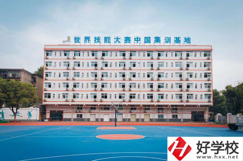 長沙建筑工程學校值不值得報考？從三個方面進行分析