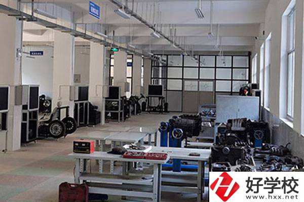 桑植縣職業(yè)中專學(xué)校開設(shè)了哪些招生專業(yè)？