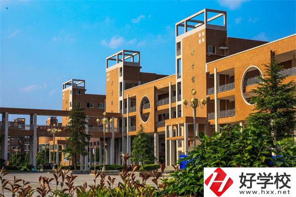張家界重點(diǎn)中專有哪些？辦學(xué)特色是什么？
