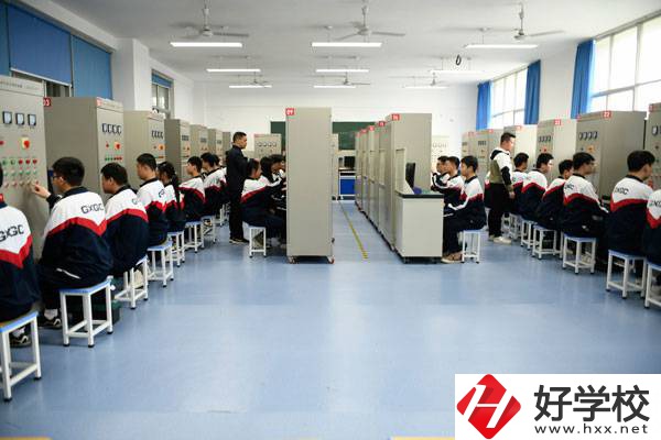 長沙高新技術工程學校錄取條件有哪些？