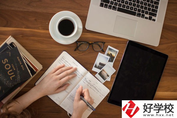 衡陽市鐵路運輸職業(yè)學(xué)校好不好？宿舍怎么樣？