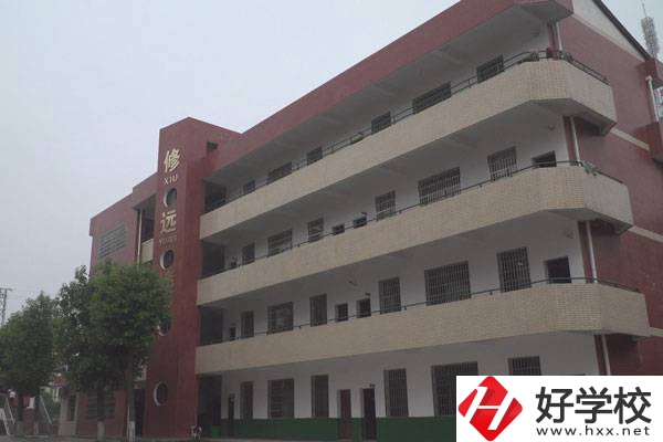 湘陰縣第二職業(yè)技術學校怎么樣？公辦還是民辦？