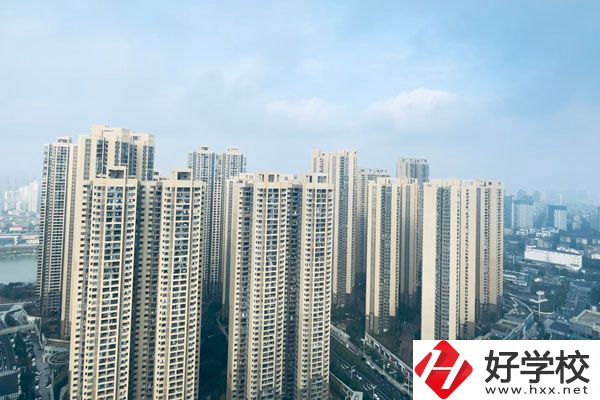 株洲南方航空高級技工學(xué)?？粘藢I(yè)怎么樣？