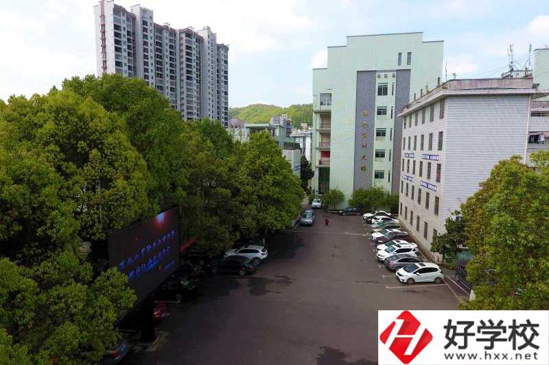 湘西讀學(xué)前教育專業(yè)的中職學(xué)校有沒有？
