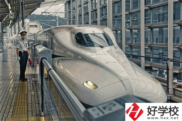 在湖南讀中職有用嗎？哪些專業(yè)好就業(yè)？