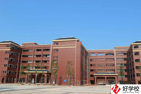 湖南省湘北職業(yè)中專(zhuān)學(xué)校怎么樣？
