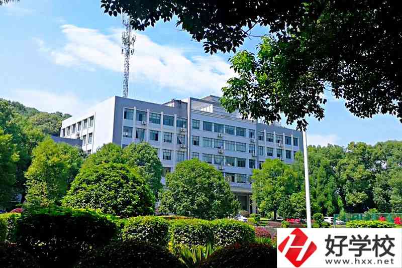 邵陽市機(jī)電職業(yè)技術(shù)學(xué)校怎么樣？適合就讀嗎？
