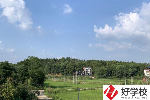 南縣職業(yè)中等專業(yè)學(xué)校怎么樣？值得報(bào)考嗎？