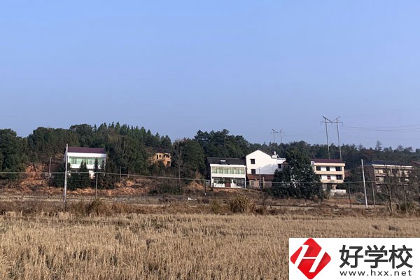 永州市工商職業(yè)中專有哪些專業(yè)？