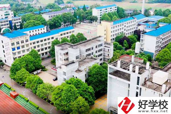 湖南瀏陽有什么好的中?？梢酝扑]？學(xué)什么專業(yè)好？