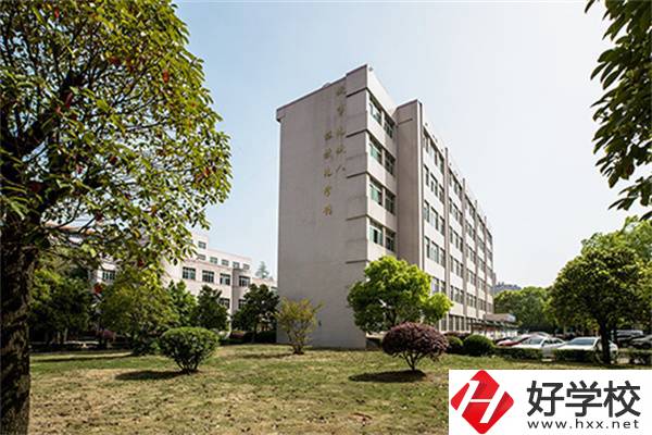 邵陽有沒有300分可以讀的公辦中職？有什么專業(yè)可以學(xué)？
