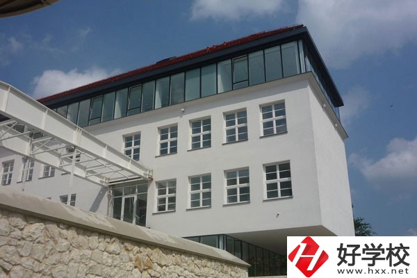 郴州市理工職業(yè)技術(shù)學(xué)校怎么樣？有哪些辦學(xué)特色？