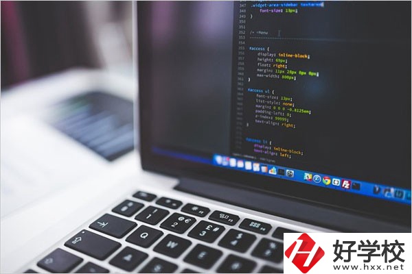 邵陽有哪些學計算機的中職學校？有什么具體的專業(yè)？