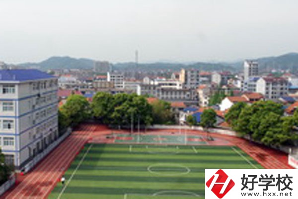 臨湘市職業(yè)中專(zhuān)學(xué)校有哪些專(zhuān)業(yè)？