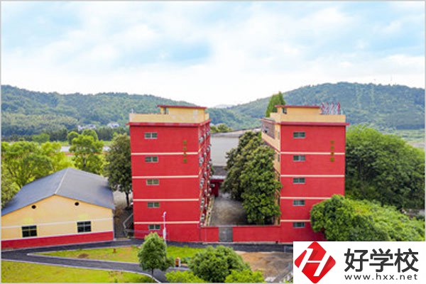 郴州中大高科職業(yè)技術(shù)學(xué)校有哪些重點(diǎn)專業(yè)？好就業(yè)嗎？