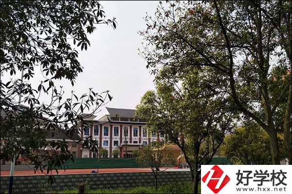 邵陽電商中專有哪些？管理如何？