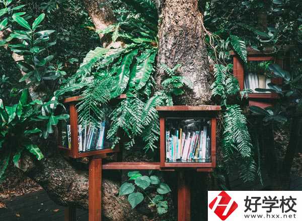 湖南華航鐵路科技技工學(xué)校師資情況如何？有哪些專業(yè)？