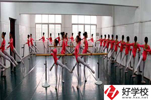 衡陽市藝術(shù)學校實訓室