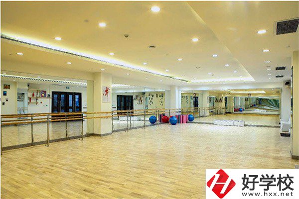 邵陽武岡有哪些中職學(xué)校？哪一所比較好？