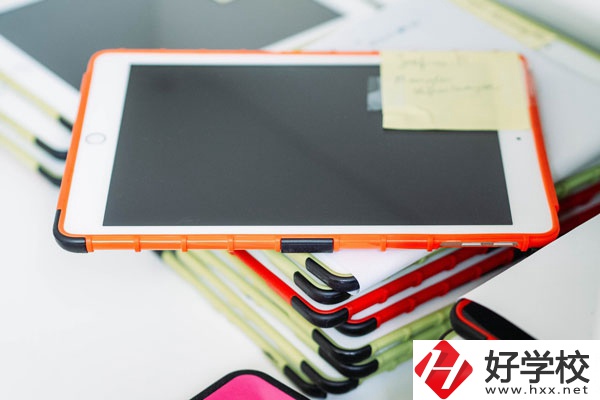 永興縣職業(yè)中專學(xué)校航空服務(wù)專業(yè)怎么樣？