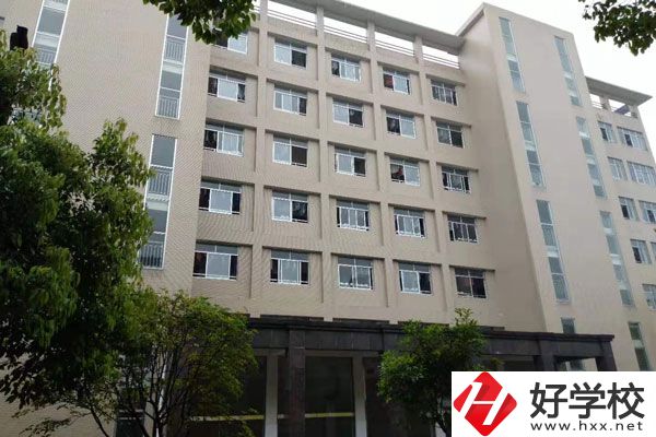 安鄉(xiāng)縣職業(yè)中專師資力量如何？就業(yè)前景好嗎？