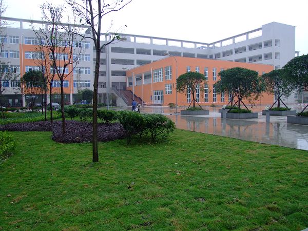 成都市禮儀職業(yè)中學(xué)有哪些報名要求？