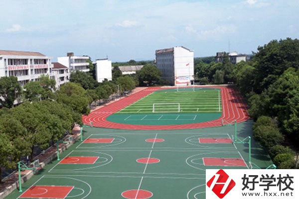 益陽市綜合職業(yè)中等專業(yè)學校收費貴不貴？