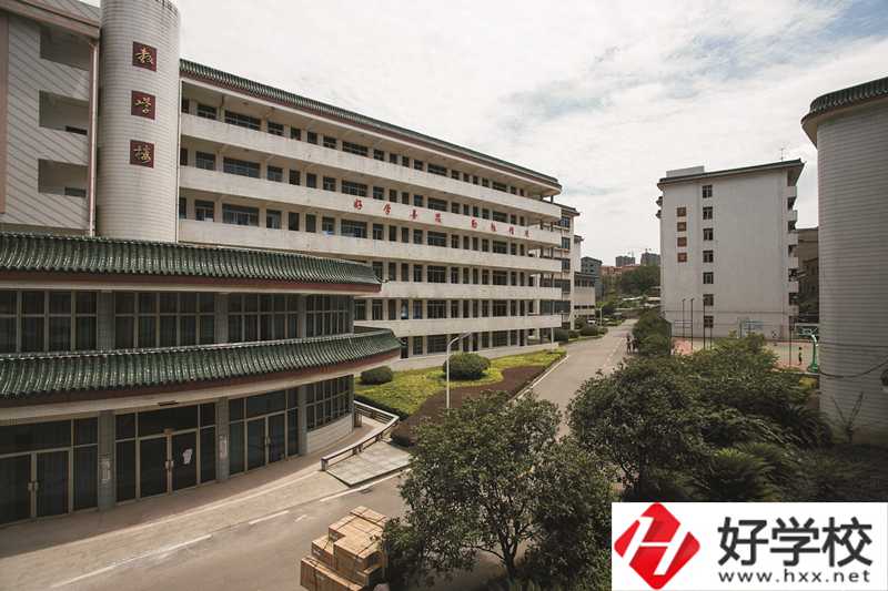 中考后讀衡陽(yáng)市信息網(wǎng)絡(luò)工程學(xué)校，可以學(xué)什么專業(yè)？