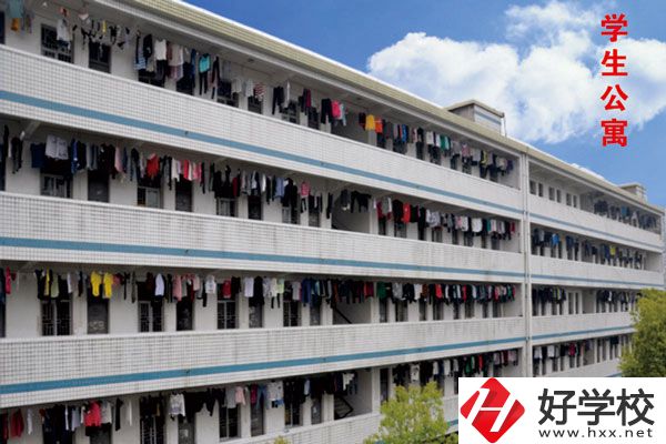 益陽有國家重點(diǎn)中專嗎?中?？缡凶x行不行?
