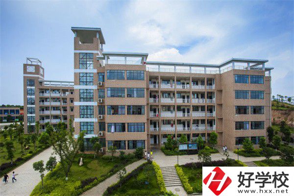 湖南寧鄉(xiāng)有哪些比較好的中專？就業(yè)升學(xué)怎么樣？