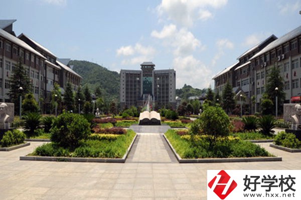 湘西州經(jīng)濟(jì)貿(mào)易學(xué)校好嗎？有什么辦學(xué)特色？