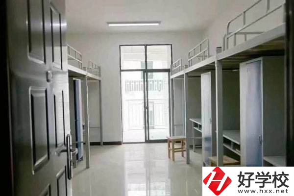 益陽職業(yè)技術(shù)學(xué)院怎么樣?有中職部嗎？