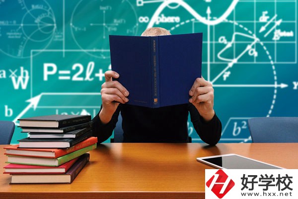 長(zhǎng)沙南方職院有哪些熱門專業(yè)？教育模式有何特色？