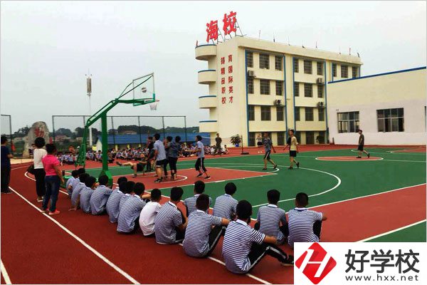 株洲海事職業(yè)學(xué)校有學(xué)費(fèi)減免政策嗎？有哪些報(bào)考要求？