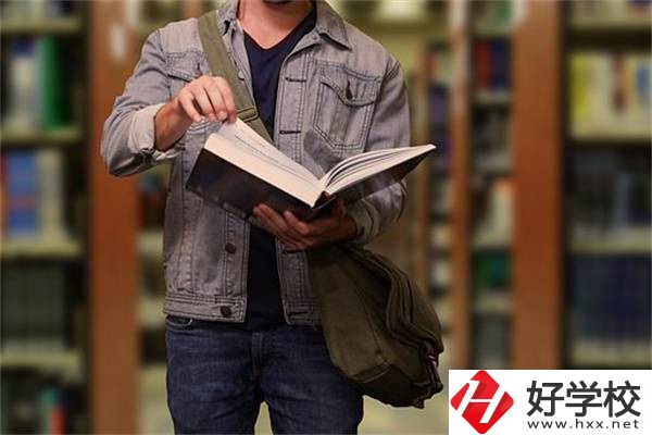 在湖南就讀普通高中和職業(yè)高中有什么區(qū)別？職高怎么樣？