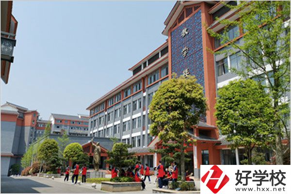 懷化精武職校是公辦學(xué)校嗎？教學(xué)質(zhì)量怎么樣？