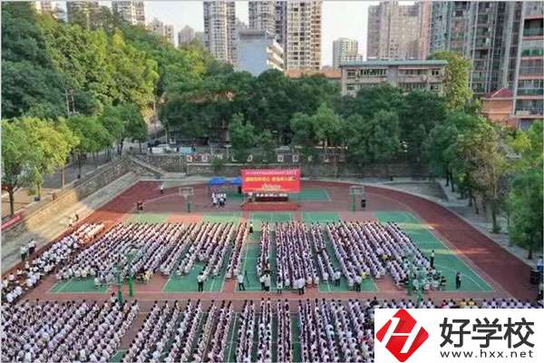 懷化公辦中職學(xué)費(fèi)大概是多少？有學(xué)費(fèi)補(bǔ)貼嗎？