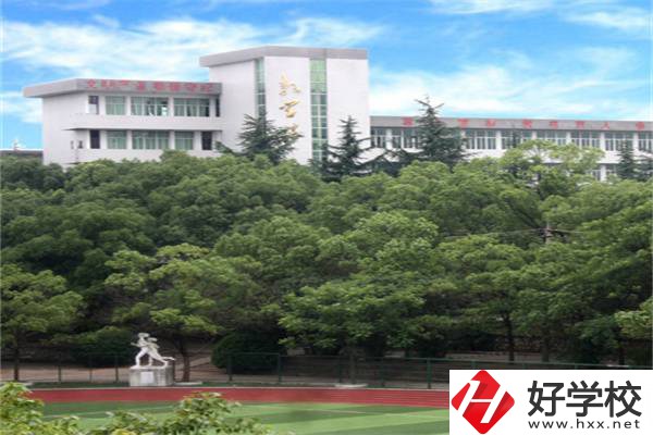中鐵十二局有限公司技工學校怎么樣？