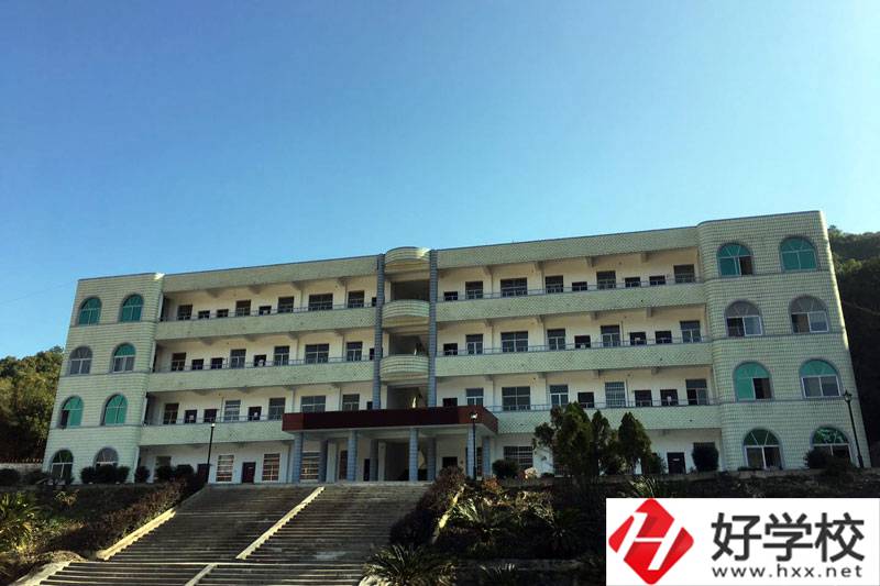 岳陽市新青年職業(yè)技術(shù)學校就業(yè)情況如何？