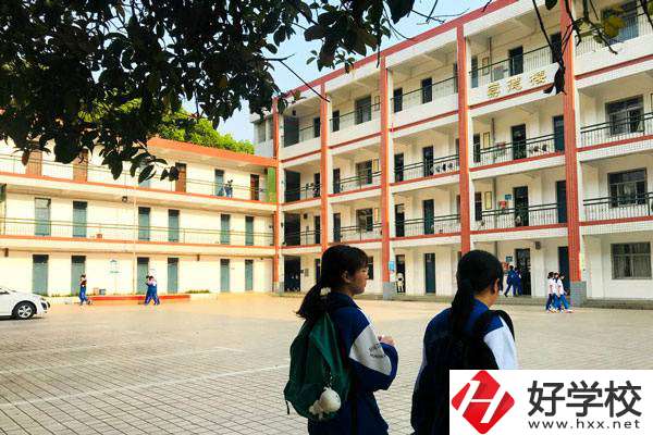 長沙市有哪些中專學(xué)校？它們學(xué)費(fèi)貴不貴？